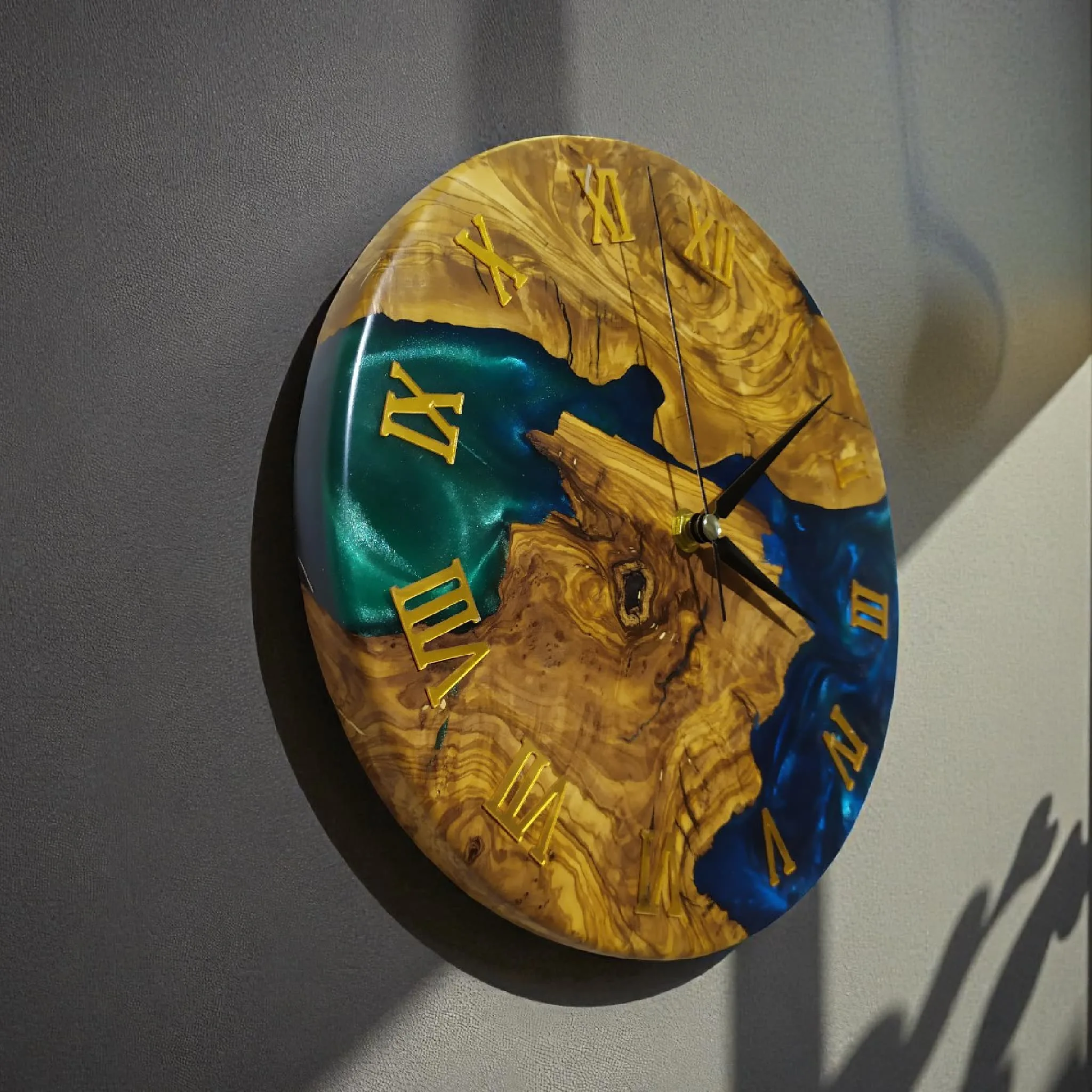 Olive wood epoxy wall clock home decor
