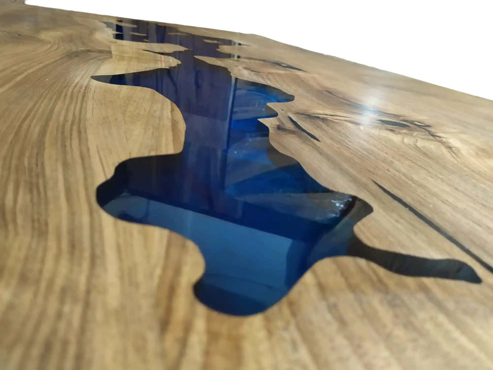Custom epoxy table transparent blue resin detail