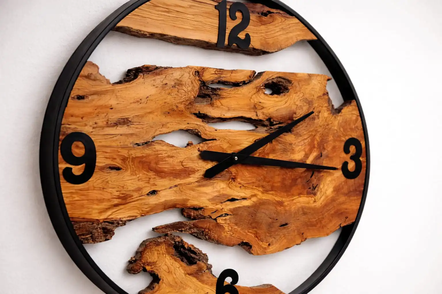 Oversized wall clock handcrafted in Ankara WOWbyALP